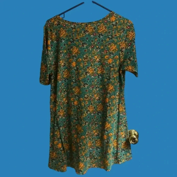 LuLaRoe Floral Top - Picture 3 of 4